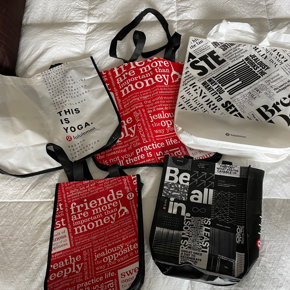Lot of 5 lululemon bags